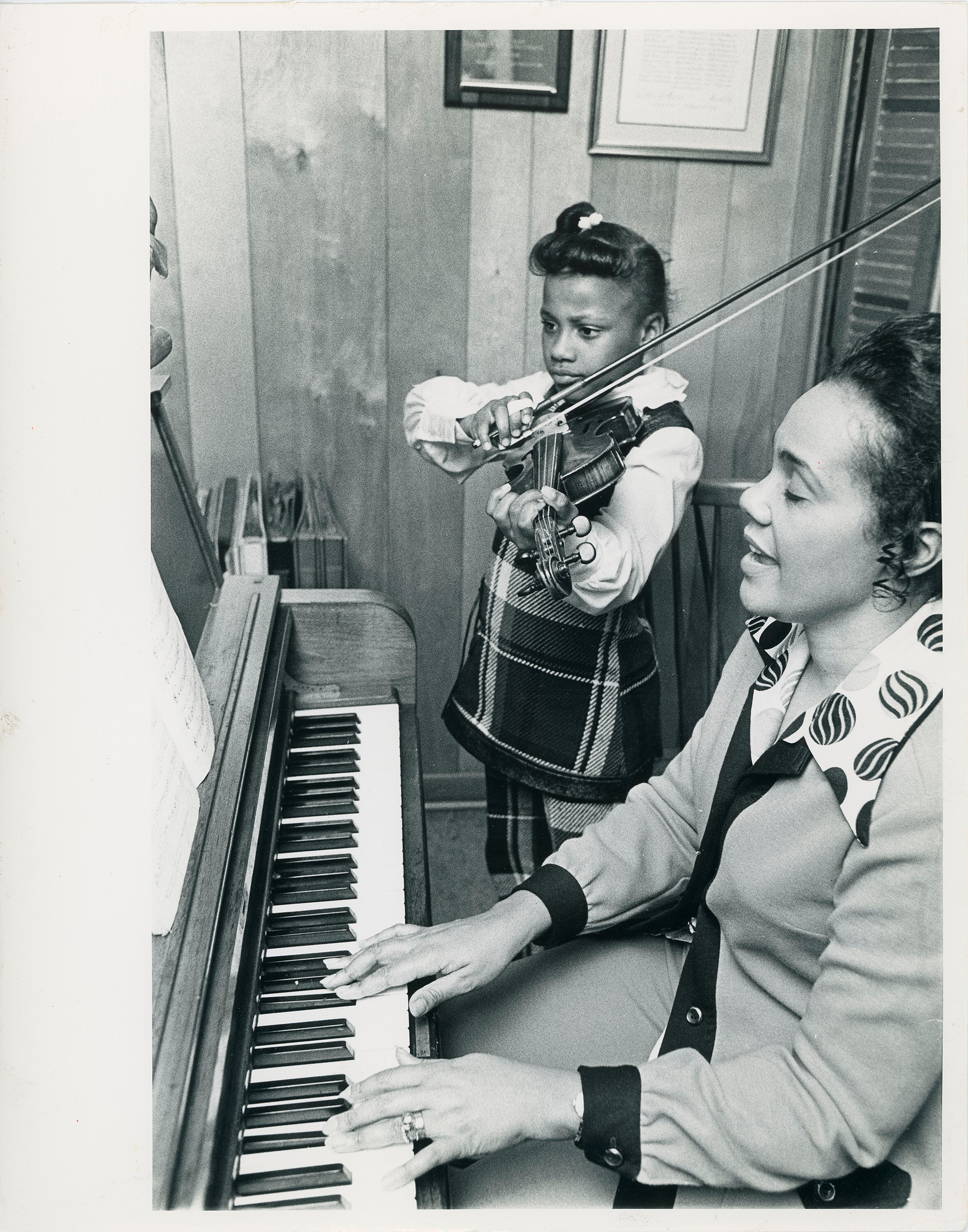 Moneta Sleet Jr - Courtesy Johnson Publishing Comp