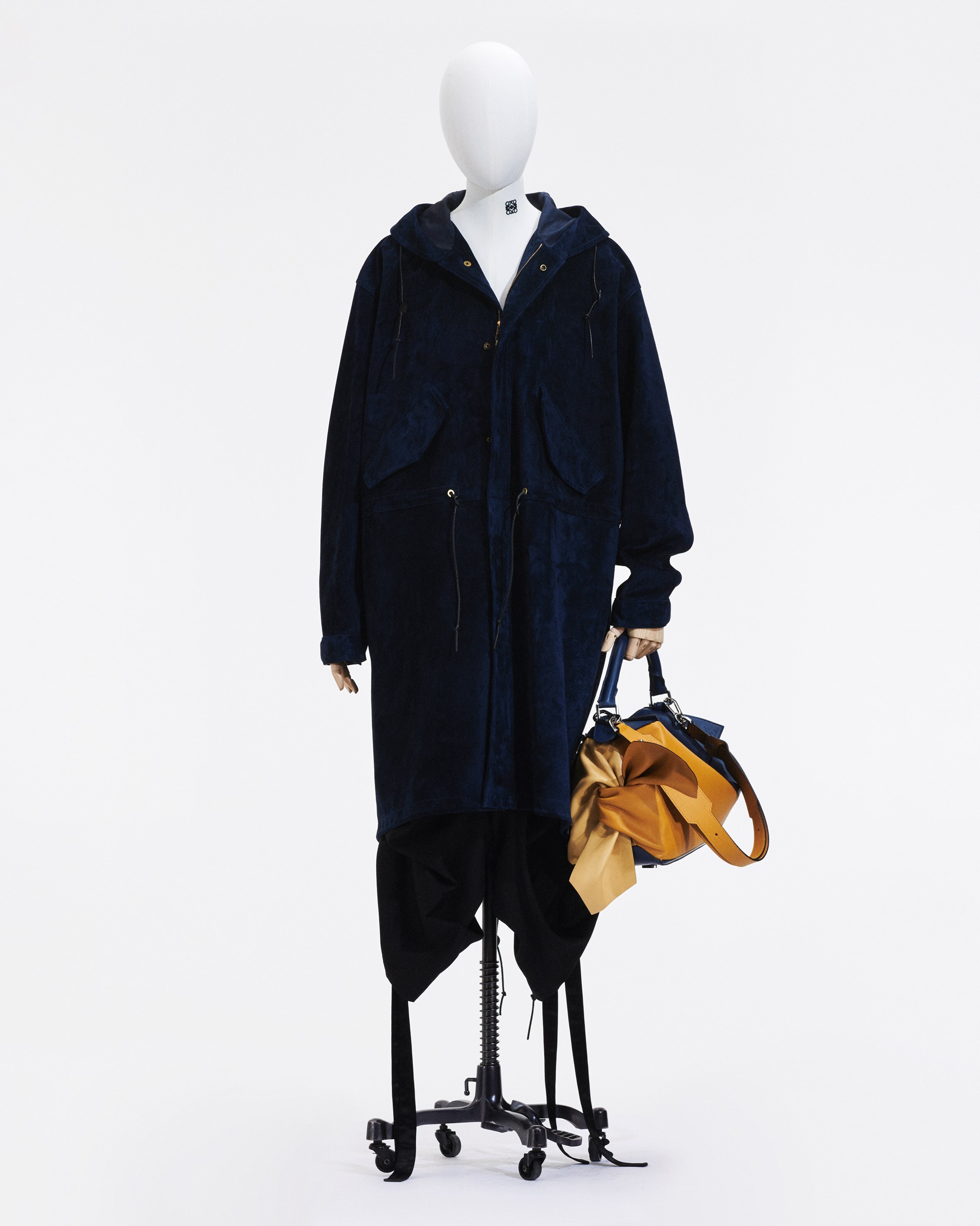 LOEWE SS21 Menswear 11 LOOK A