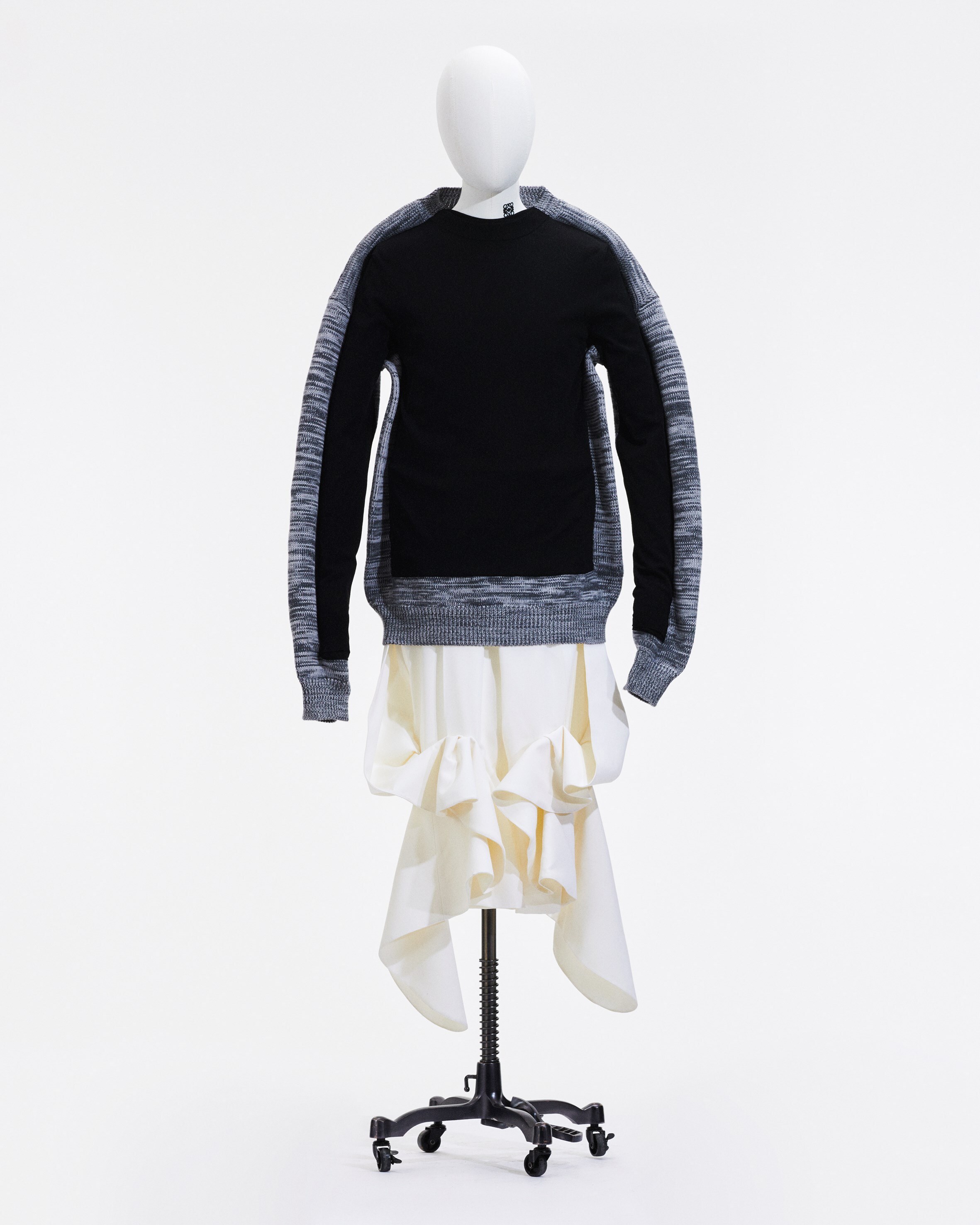 LOEWE SS21 Menswear 22 LOOK A