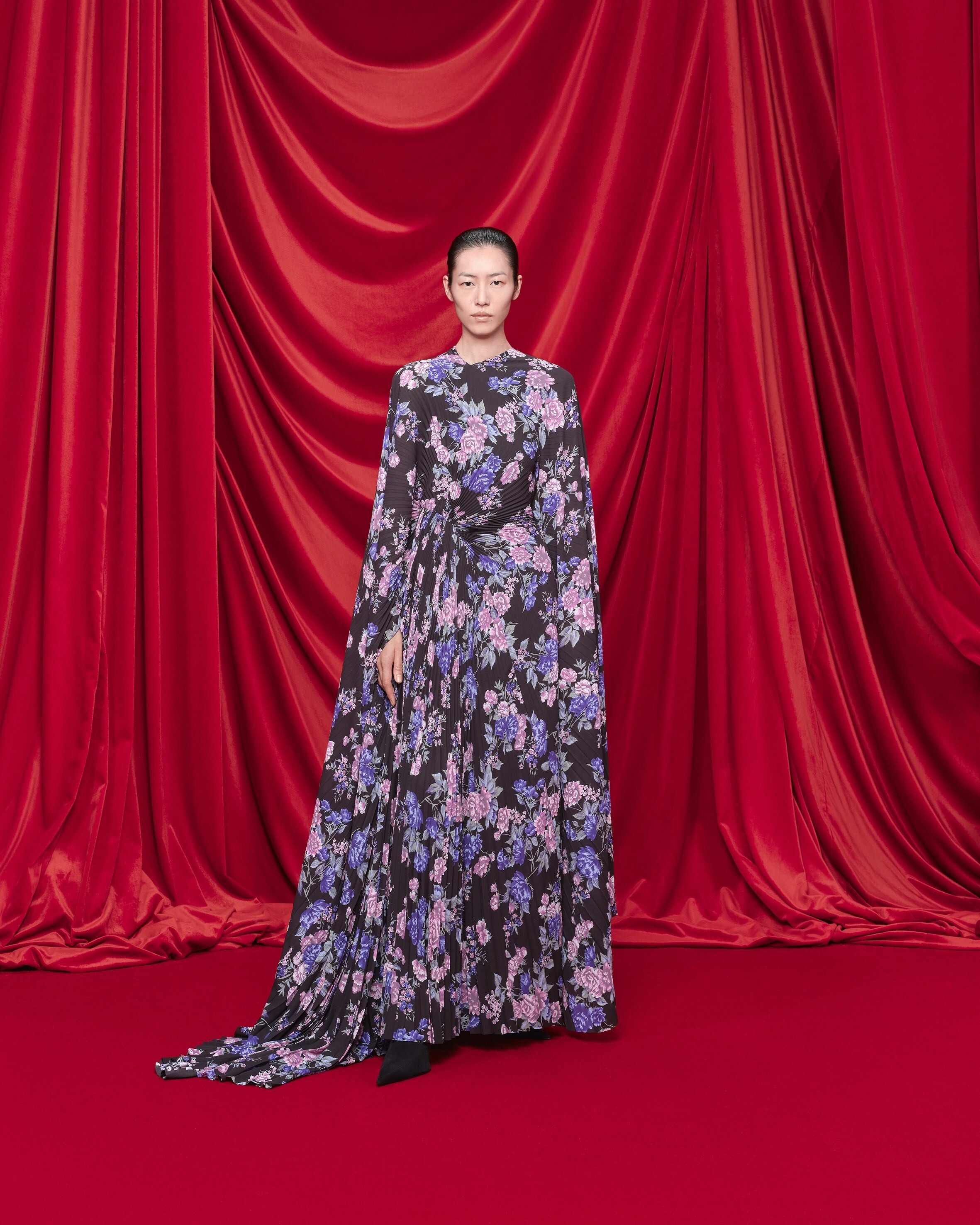 BALENCIAGA SUMMER 24 LOOK 4_LIU WEN