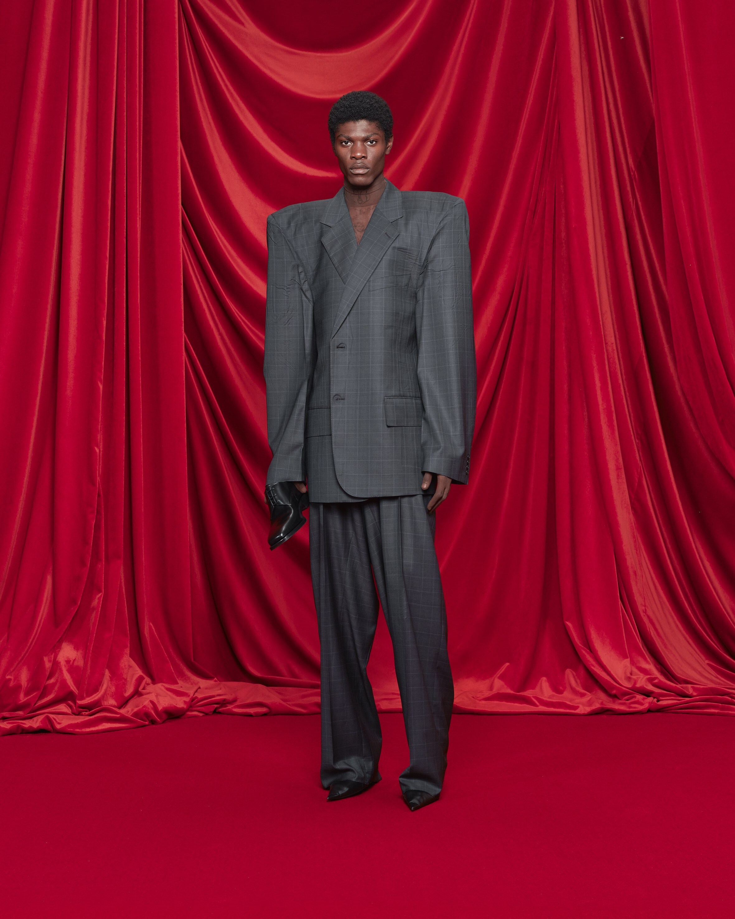 BALENCIAGA SUMMER 24 LOOK 29_TOMMY