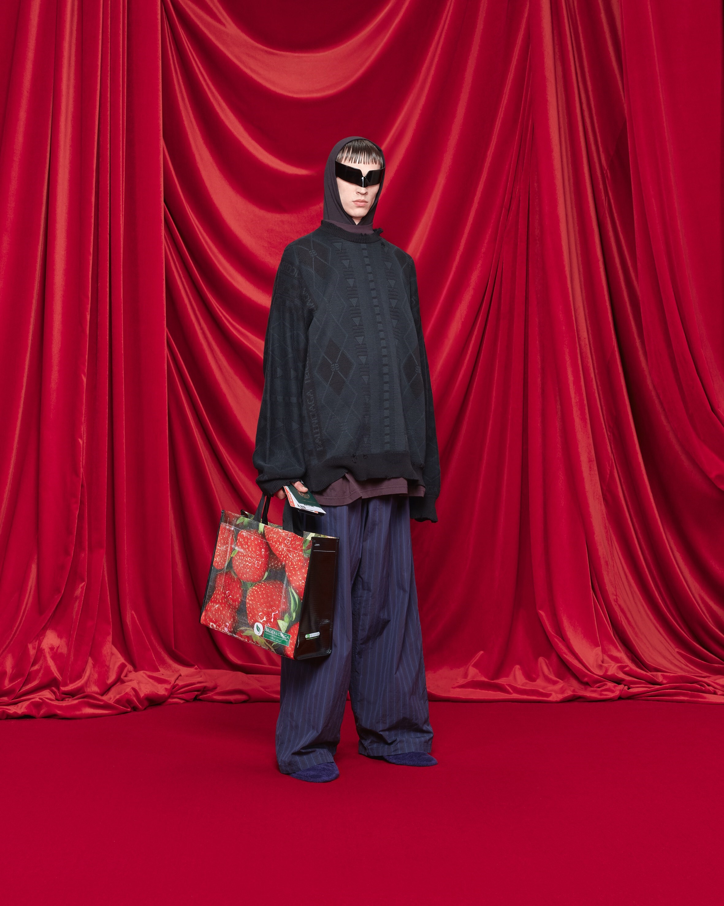 BALENCIAGA SUMMER 24 LOOK 40_ARTHUR CHRUZCZ