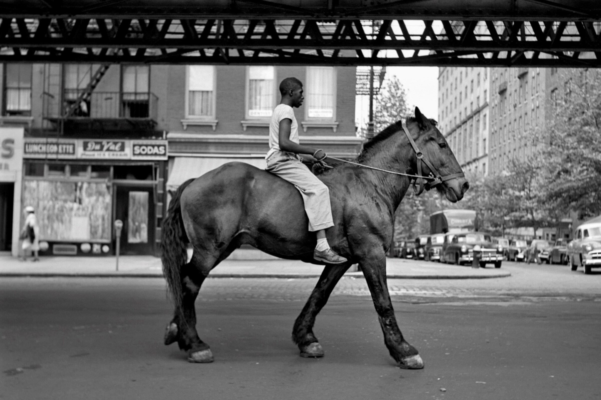 Vivian Maier, New York 1953 Copyright Estate of Vi