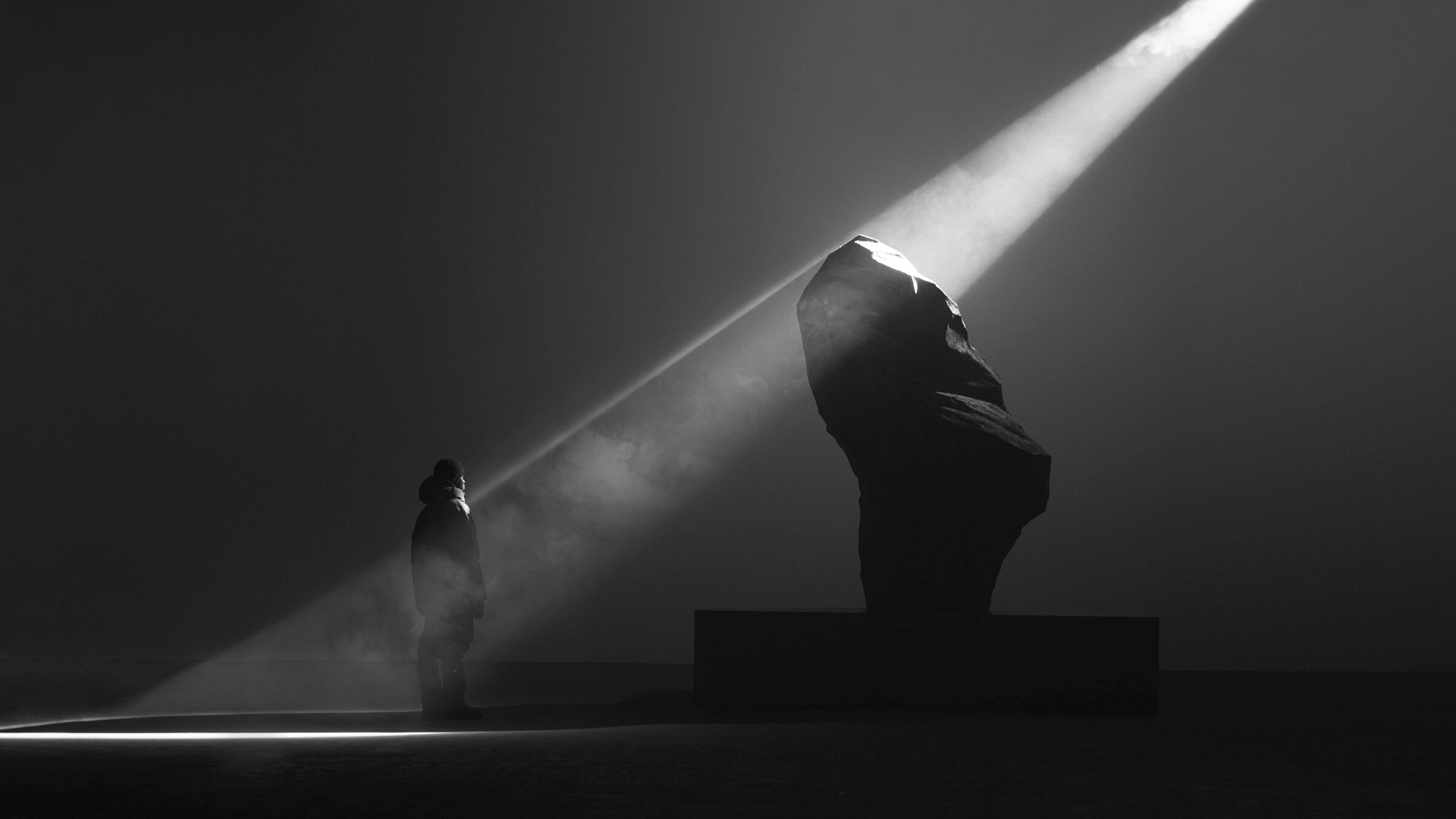 4 MONCLER HYKE_GENIUS 2021_SCENIC SHOTS_EDITORIAL 
