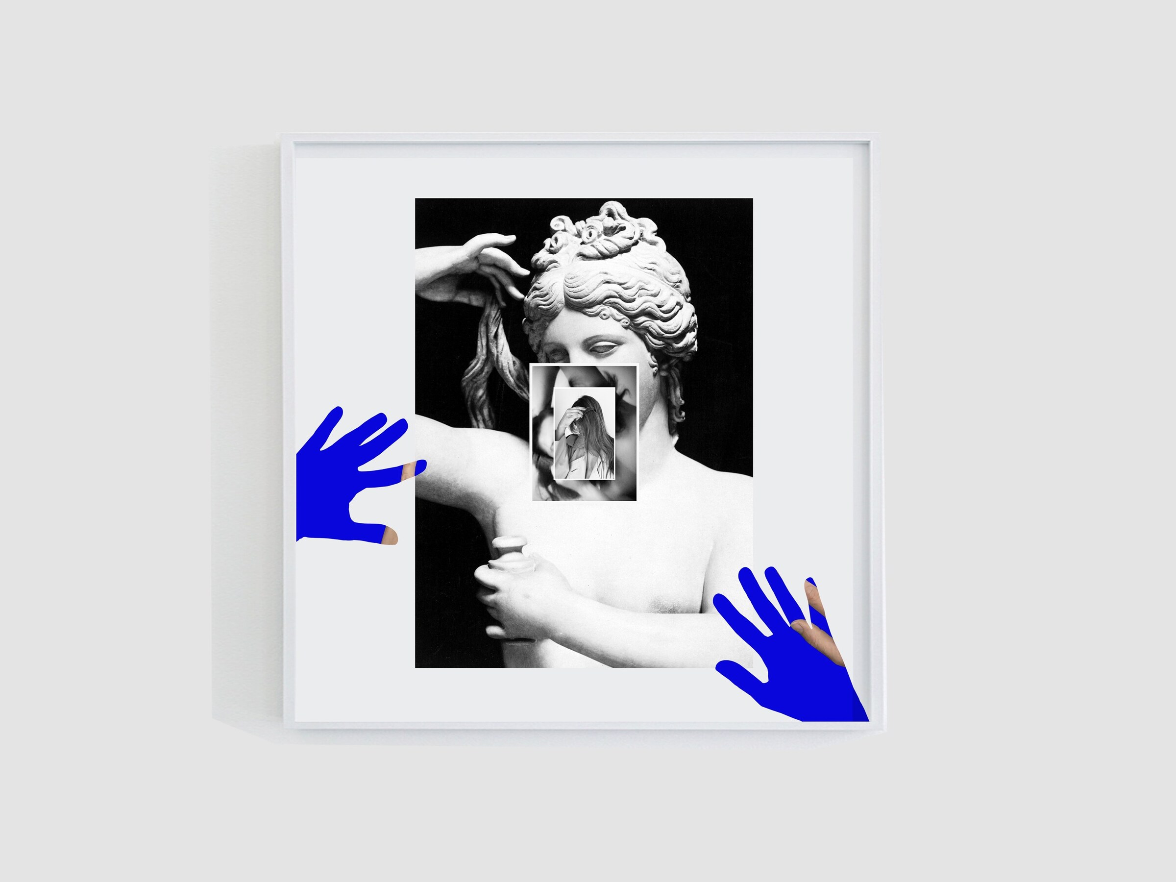06_Mock_up_panel_hands_combing
