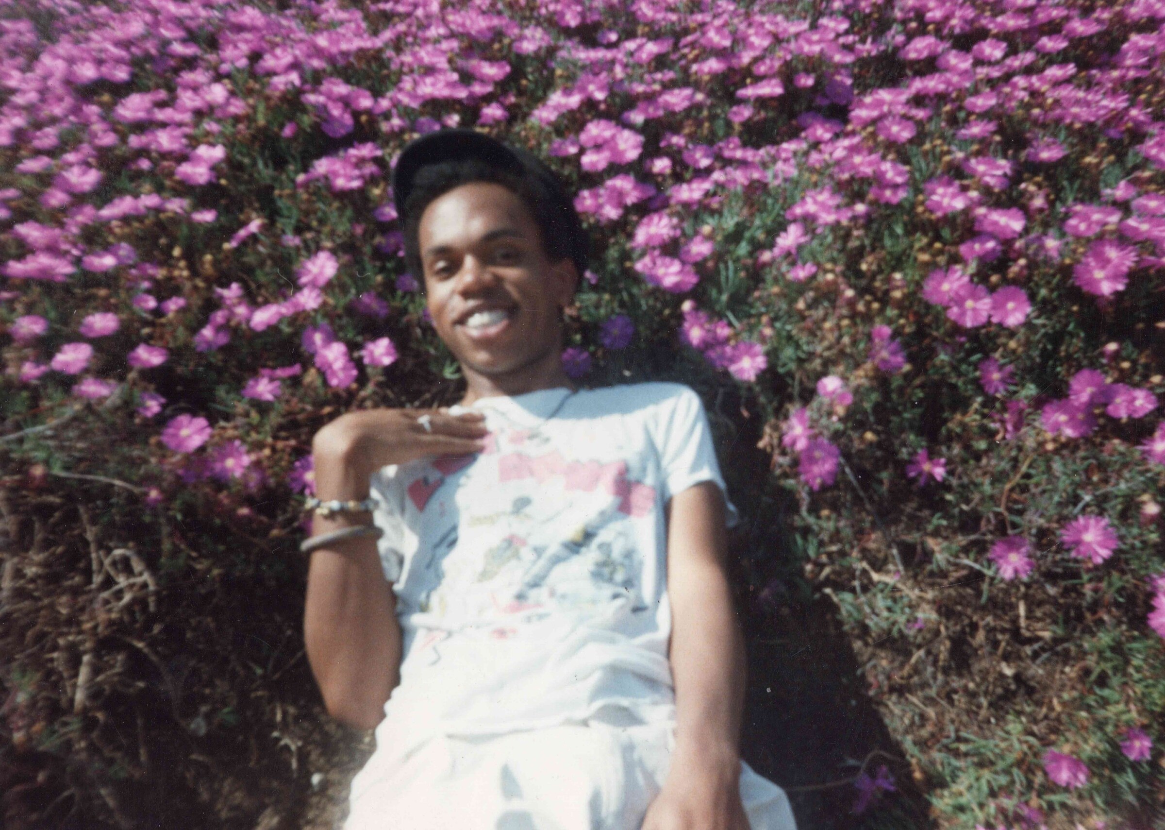 1984XXcolportraitflowerbed