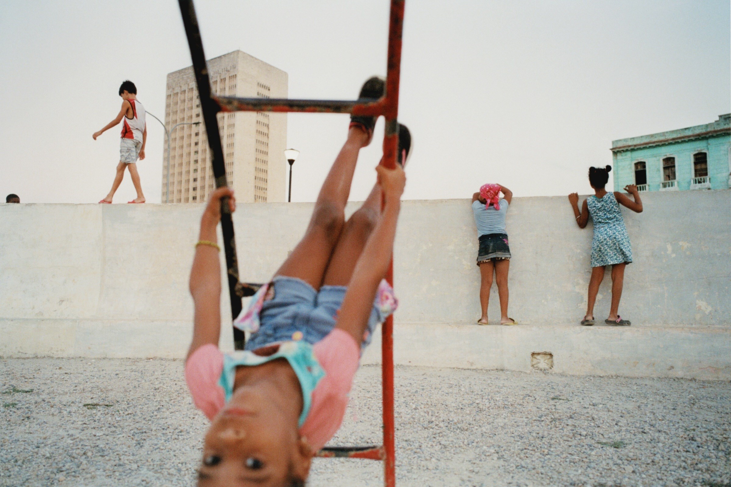 De Cara Al Sol by Diego Vourakis