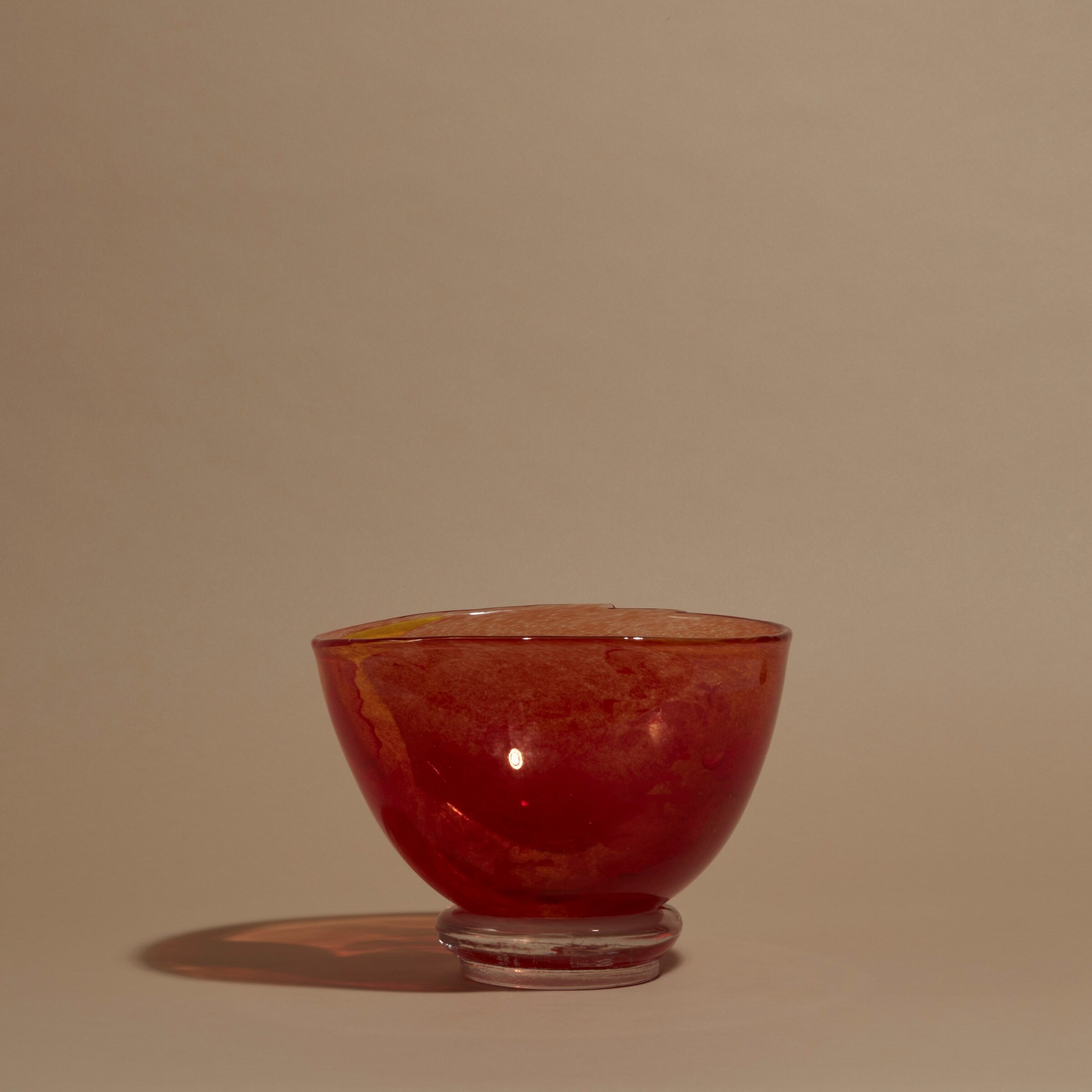 Leo Kaspar, Dimpsy red yellow bowl
