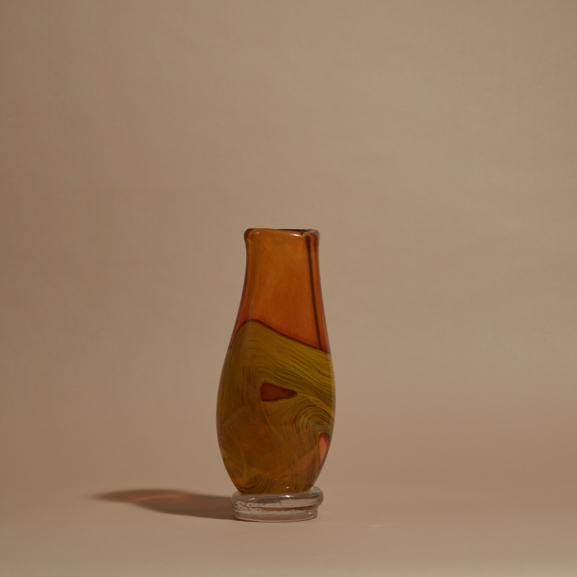 Leo Kaspar, Dimpsy yellow vase
