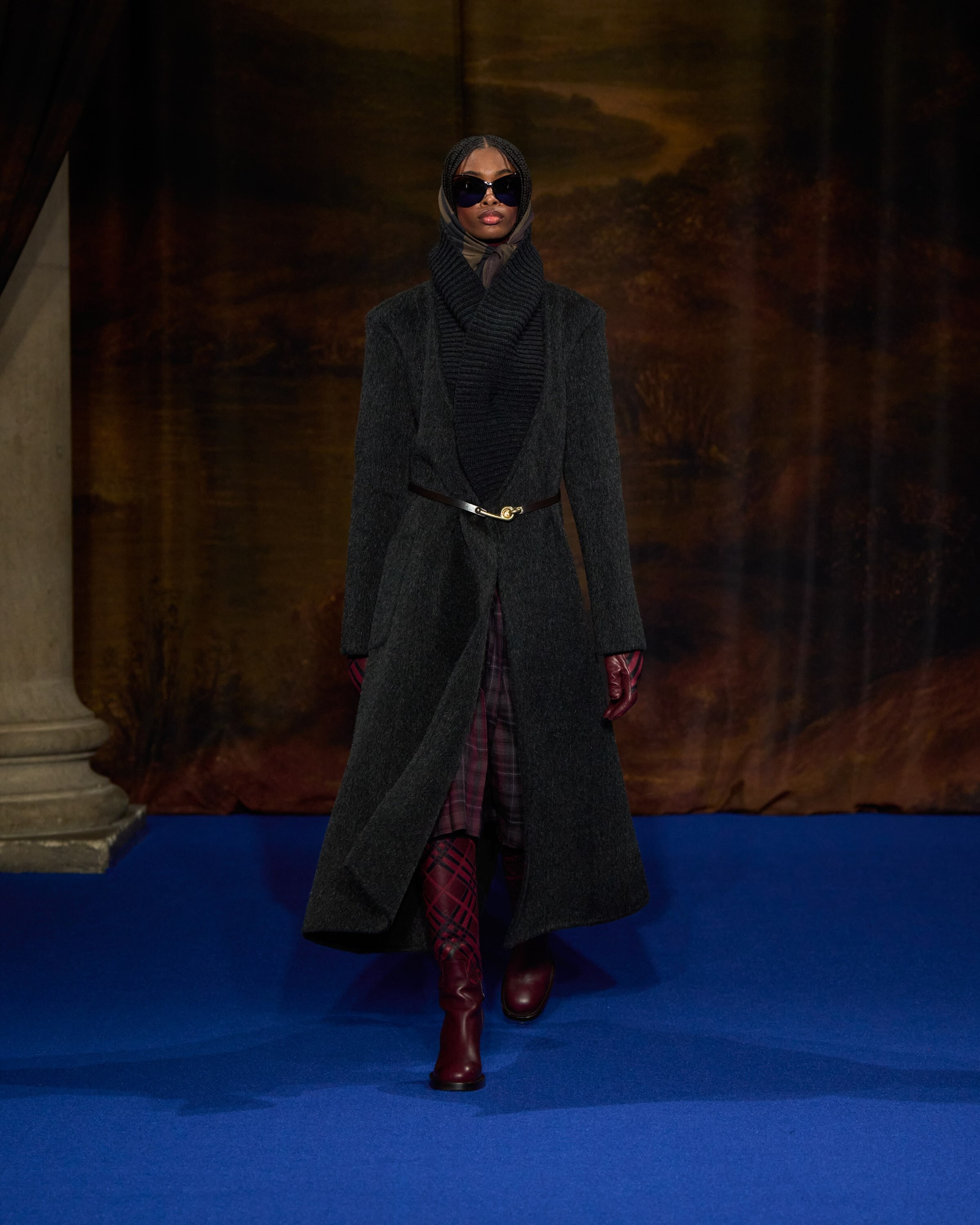 Burberry Winter 2025 Show - Look 19