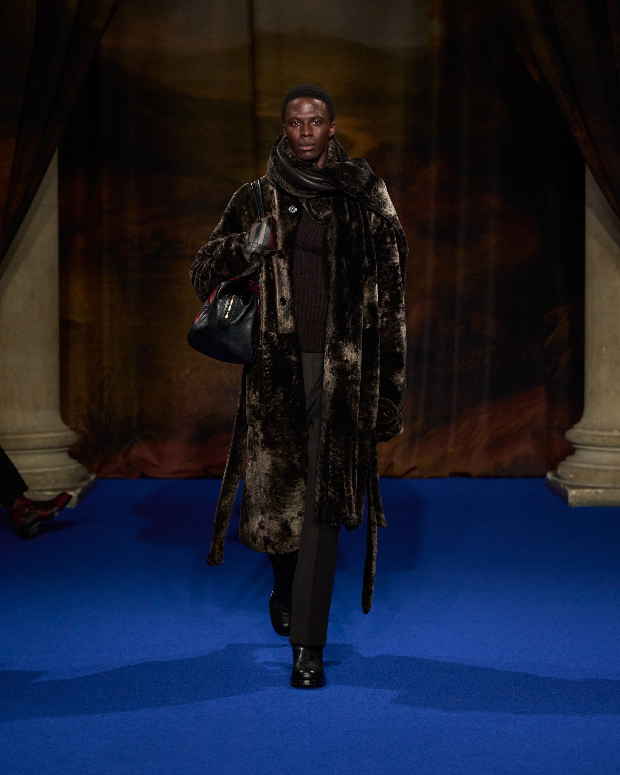 Burberry Winter 2025 Show - Look 28