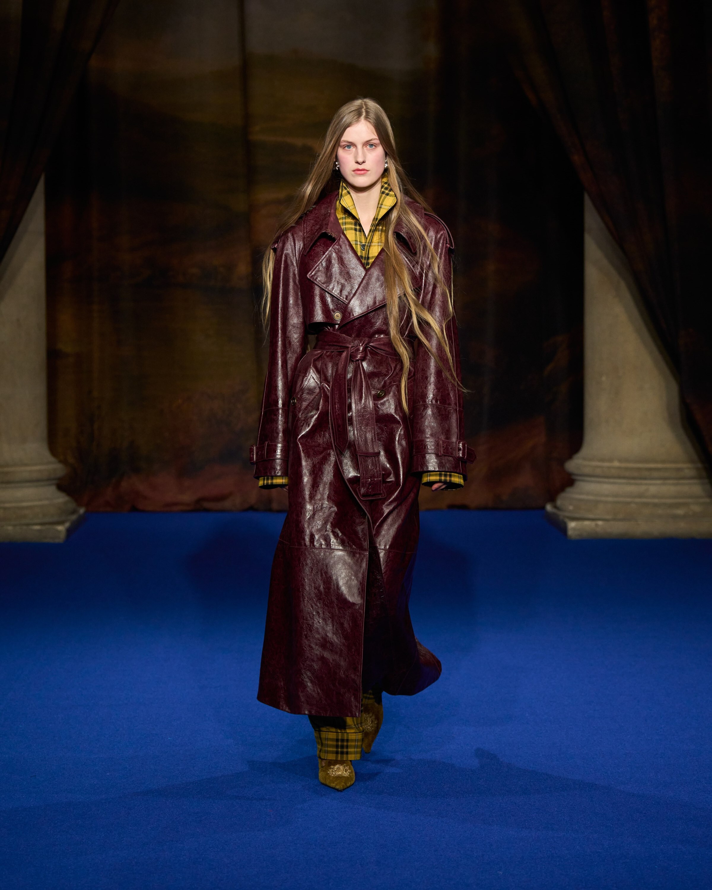Burberry Winter 2025 Show - Look 34