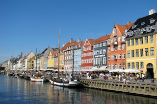 Nyhavn,_Copenhagen