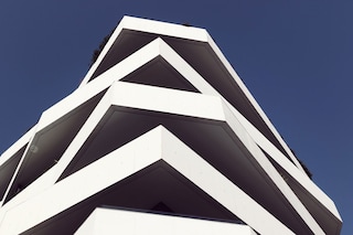 Sebastian-Weiss_Light-Shift