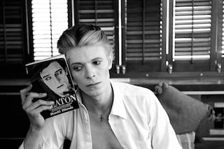 Bowie-with-Keaton-Book-by-Steve-Schapiro