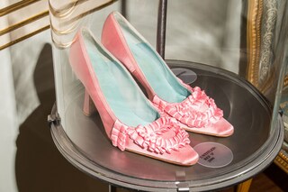 12_AlexanderCoggin_AnOther_Manolo