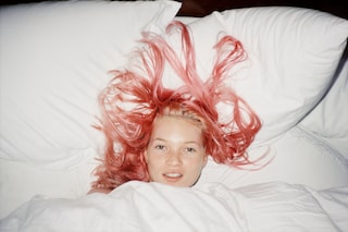 Juergen Teller, Young Pink Kate London, 1998