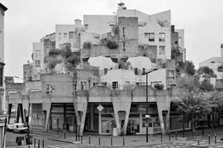 Les Etoiles at Ivry-sur-Seine by Nigel Green for B