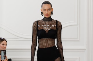 Givenchy_Womenswear_AW25_Look_01