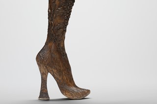 Carved prosthetic legs, Alexander McQueen, No.13, S/S99