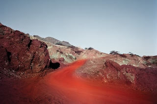 Hoda Afshar. Image from Speak The Wind (MACK, 2021)