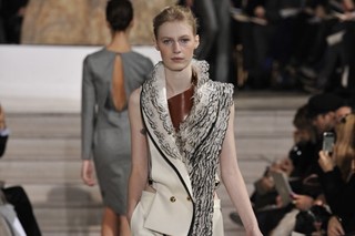 Bouchra  Jarrar .