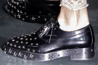Jimmy Choo noir kei ninomiya_STAR_4x5_5_UNDER1MB
