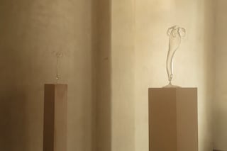 Miranda Keyes glass Tulips exhibition 2024