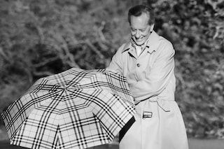 It_s Always Burberry Weather_ London in Love - 4x5