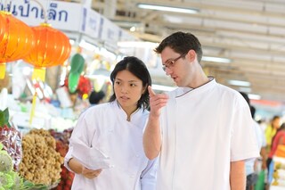 Bo and Dylan shopping at the market