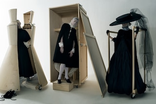 Tim-Walker-&#39;Karen-Elson,-Sgaire-Wood-&amp;-James-Crewe