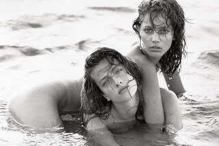 T 086-4 Christy and Tatjana 2, Bali, 1986