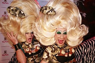 Pneumatic blonde wigs