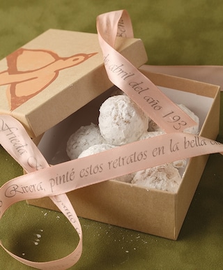 Kahlo Wedding Cookies
