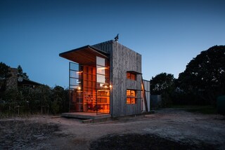 The Hut on Sleds, Whangapoua, 2012