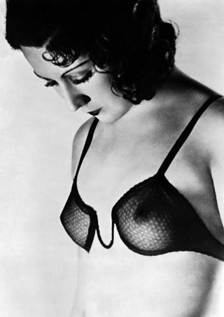 Ferrero Bra, 1930