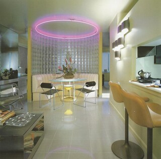 Neon-3