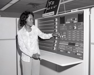 GRC-1976-C-01740