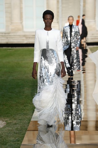 LOOK 39
