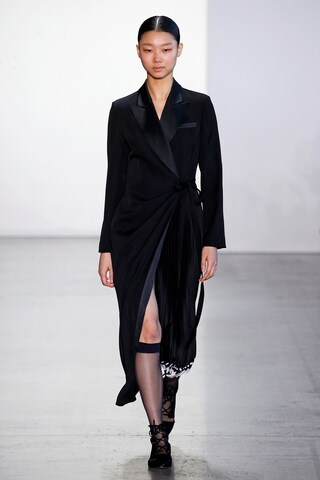 FW19DLR_Selfportrait_look_29