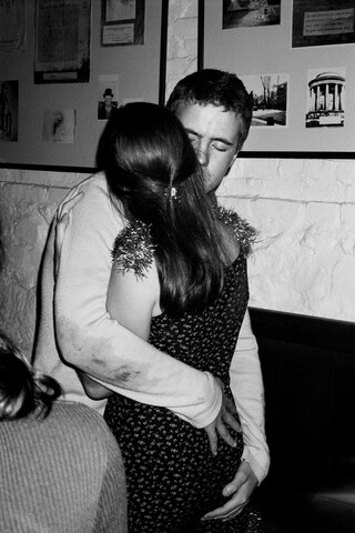 Hugging_43_2024