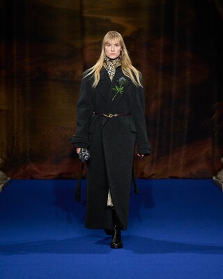 Burberry Winter 2025 Show - Look 8