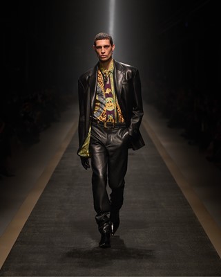 The Inside Story of Versace’s Wildly Exhilarating A/W25 Show | AnOther