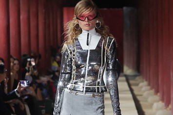 In the Cruise 2024 fashion show the heritage of Gucci comes