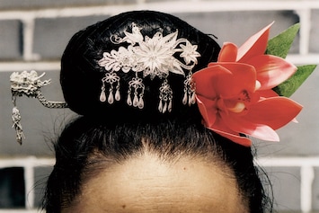 Jack Davison's Transfixing Photographs of China's Miao People