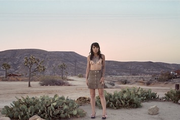 Lise sarfati SHE 写真集 Lise Sarfati: She - BOOK OF DAYS ONLINE SHOP