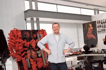 アート・デザイン・音楽 ALEXANDER McQUEEN WORKING PROCESS Alexander McQueen: Working Process