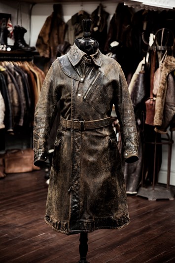 LEATHER_MOTORCYCLE_COAT_IMG_6227