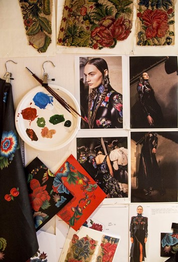 Alexander McQueen- Unlocking Stories (5)
