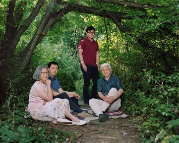 The Teng Family, Manchester, 2022 (web)